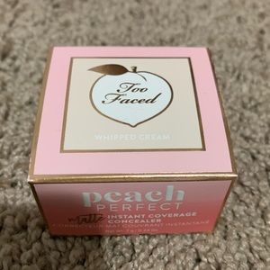 Too faced peach concealer